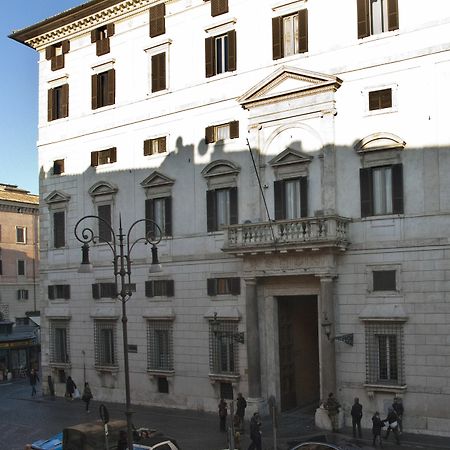 Casa A Palazzo Borghese Apartment Rome Luaran gambar
